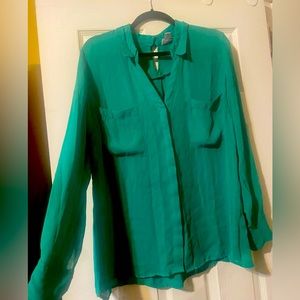 Long sleeve emerald dress shirt